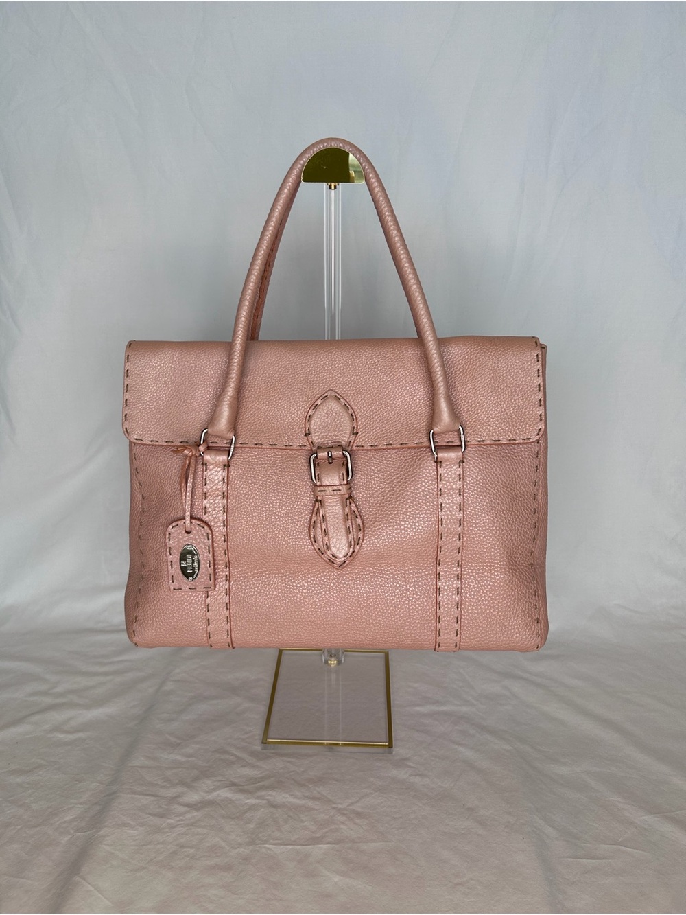 Fendi Selleria Linda Bag in pink leather,Hand Stitched silver-toned metal charm
